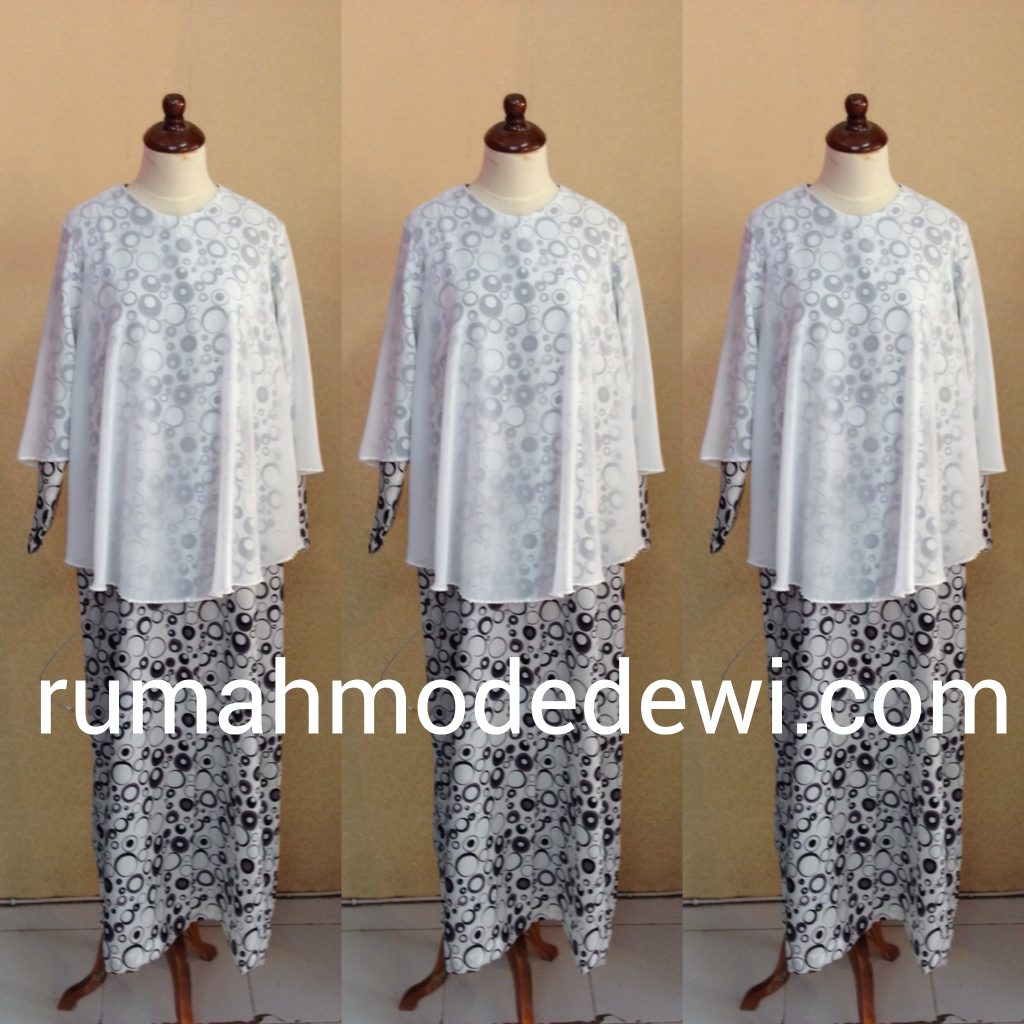 Gamis Kaftan Satin Lengan Kelelawar Putih