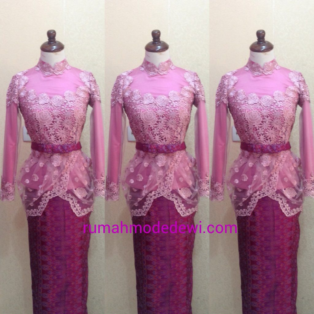 Kebaya Wisuda Muslim Pink Drapery