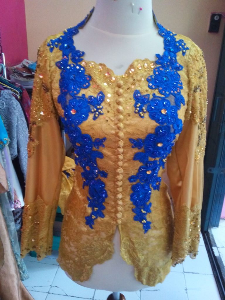 Kebaya Muslim Kuning Kombinasi Biru Elektrik Full