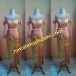 Kebaya Tille Pink Kombinasi Kuning Kerah Sabrina Rok Bordir