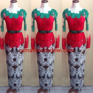 Kebaya Peplum Merah Cerah Kombinasi Hijau