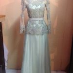 Dress Lace Abu Abu Cantik Tampak Depan