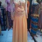 Dress Kebaya Cantik Berwarna Kuning Emas Bahan Sifon 3